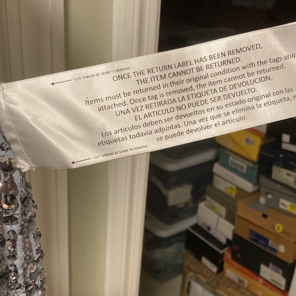 ⭐️⭐️ MAC DUGGAL EMBELLISHED SLEEVELESS HIGH NECK MIDI DRESS NWOT 10 - Picture 13 of 13